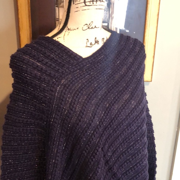 Riah Fashion Navy & Metallic Silver Fringed Knit Poncho (OS) - Picture 2 of 6